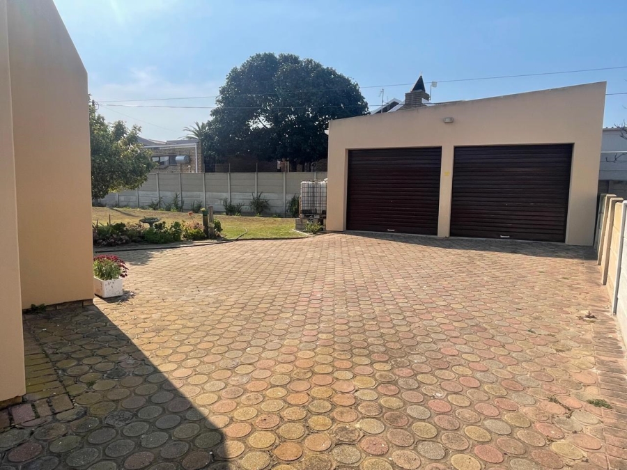 3 Bedroom Property for Sale in Bayview Western Cape